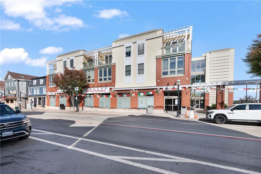 333 Atwells Avenue, Unit#208, Providence