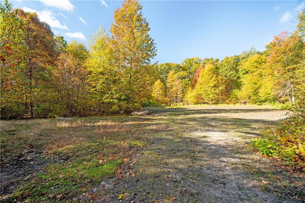 1436 East Wallum Lake Road, Burrillville