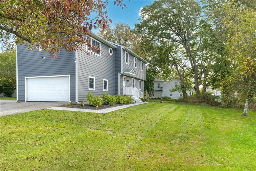 138 Oliphant Lane, Middletown