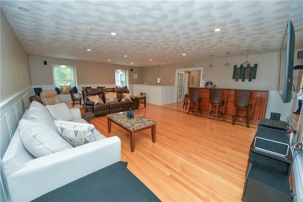 205 Beechwood Drive, Cranston