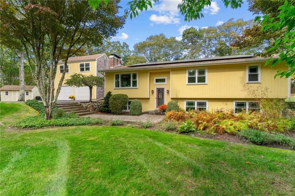 325 Gravelly Hill Road, South Kingstown