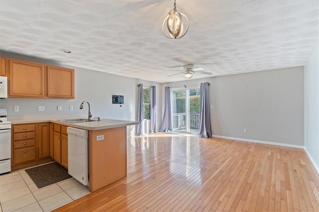 572 Smithfield Road, Unit#11, North Providence