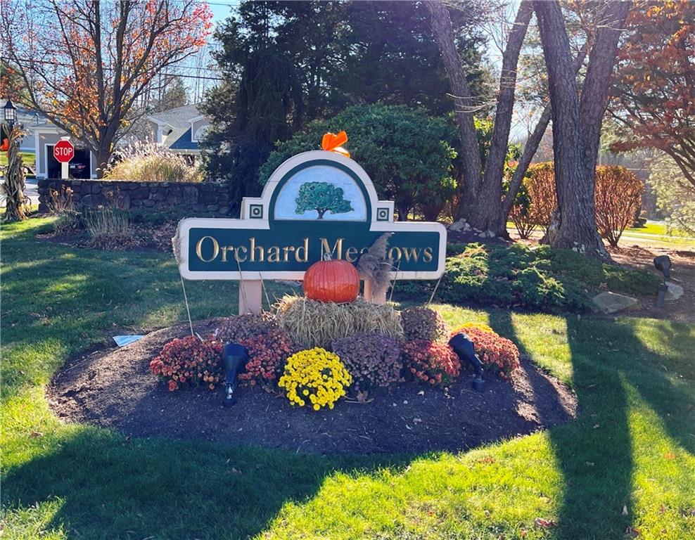 10 Orchard Meadows Drive, Unit#10, Smithfield