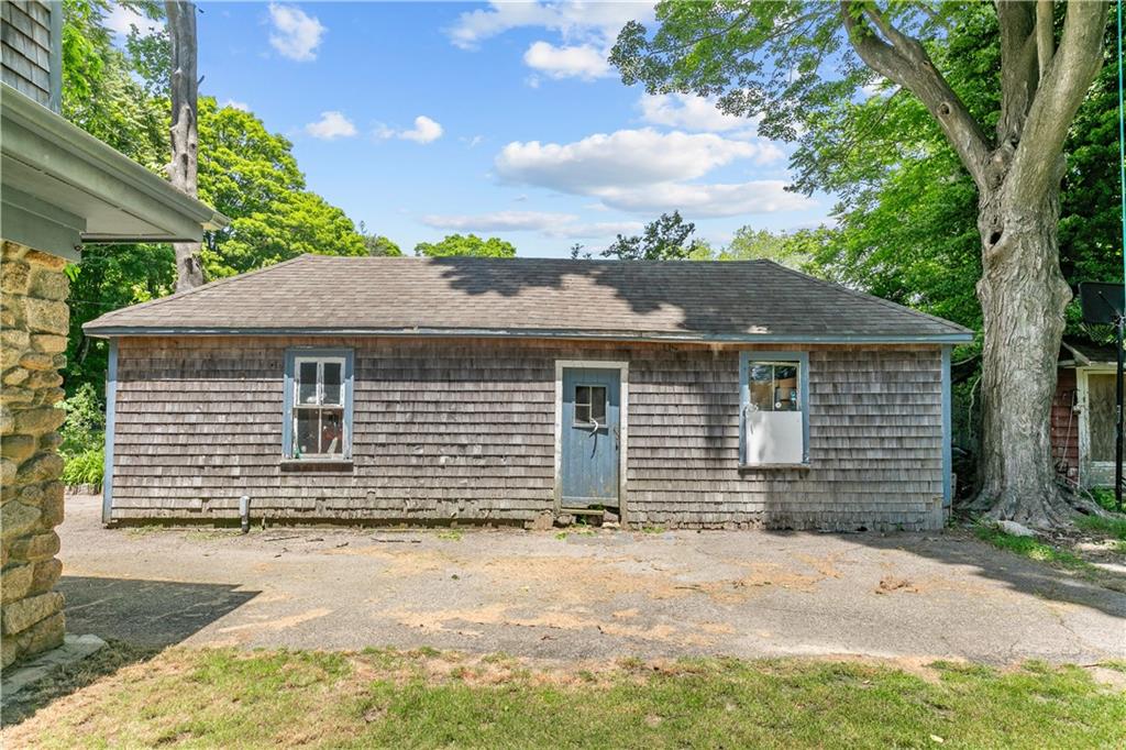 29 Willard Avenue, South Kingstown