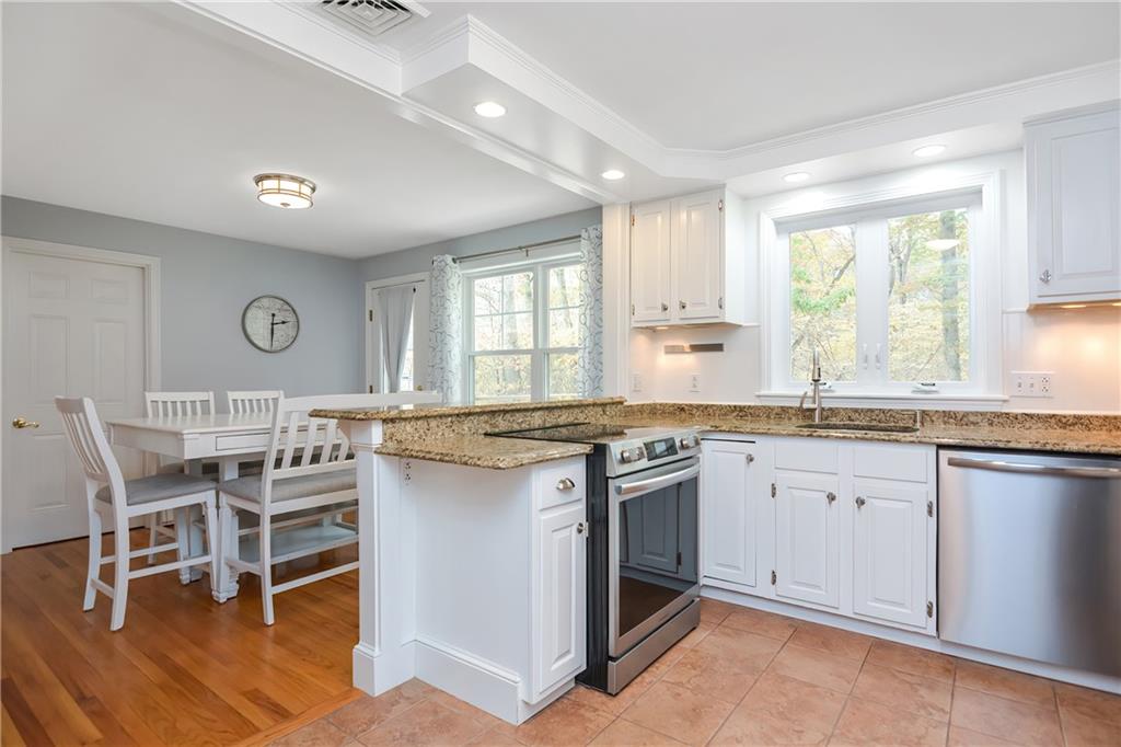 26 Tallwood Drive, Seekonk