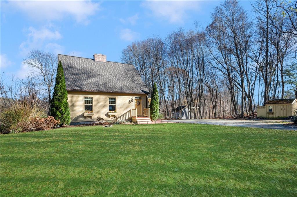 15 Phillips Lane, Glocester