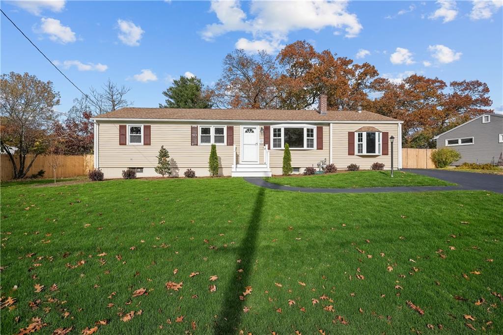 125 Hornet Road, North Kingstown