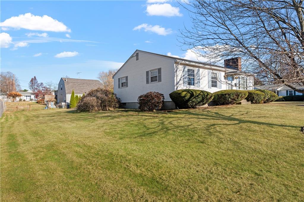 211 Knollwood Drive, Woonsocket