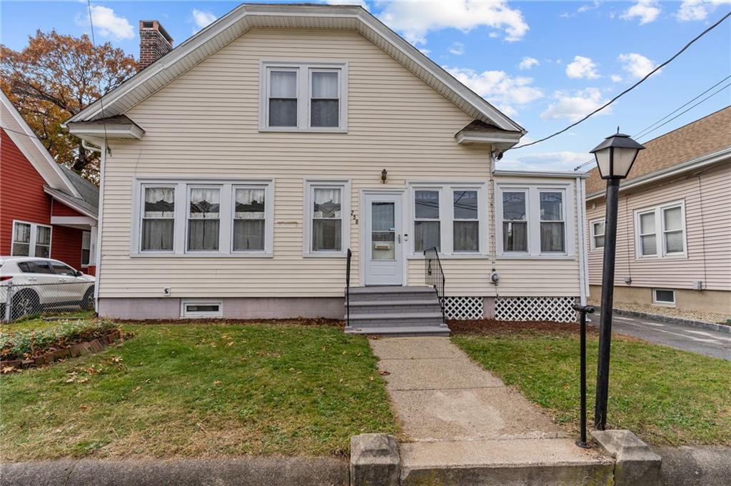 258 Perrin Avenue, Pawtucket