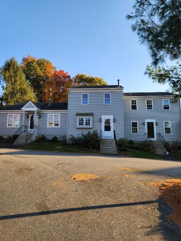 565 Quaker Lane, Unit#2, West Warwick