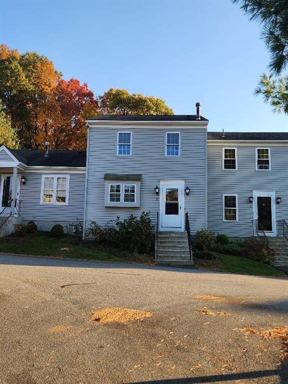 565 Quaker Lane, Unit#2, West Warwick