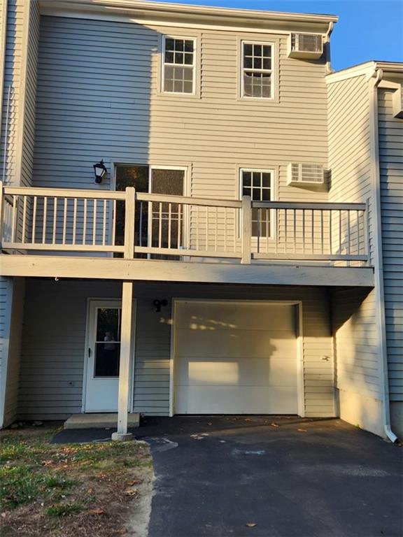 565 Quaker Lane, Unit#2, West Warwick