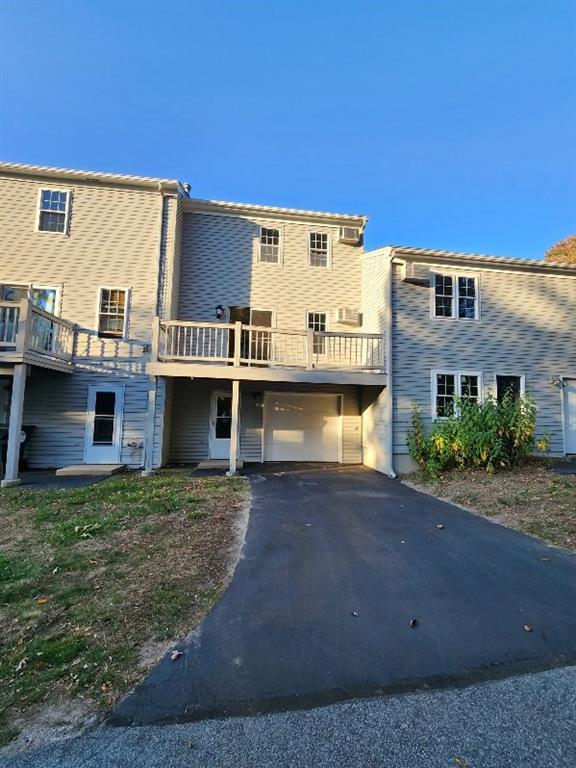 565 Quaker Lane, Unit#2, West Warwick