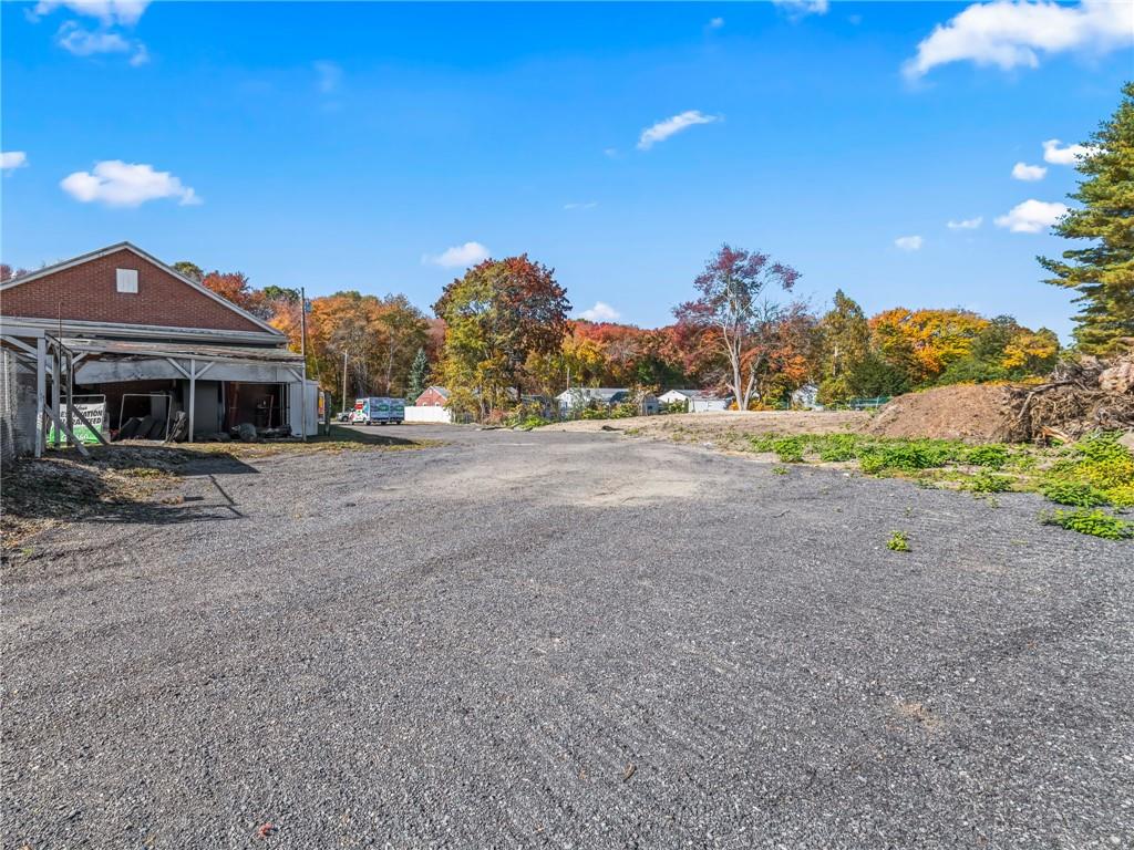 128 Cowesett Avenue, West Warwick