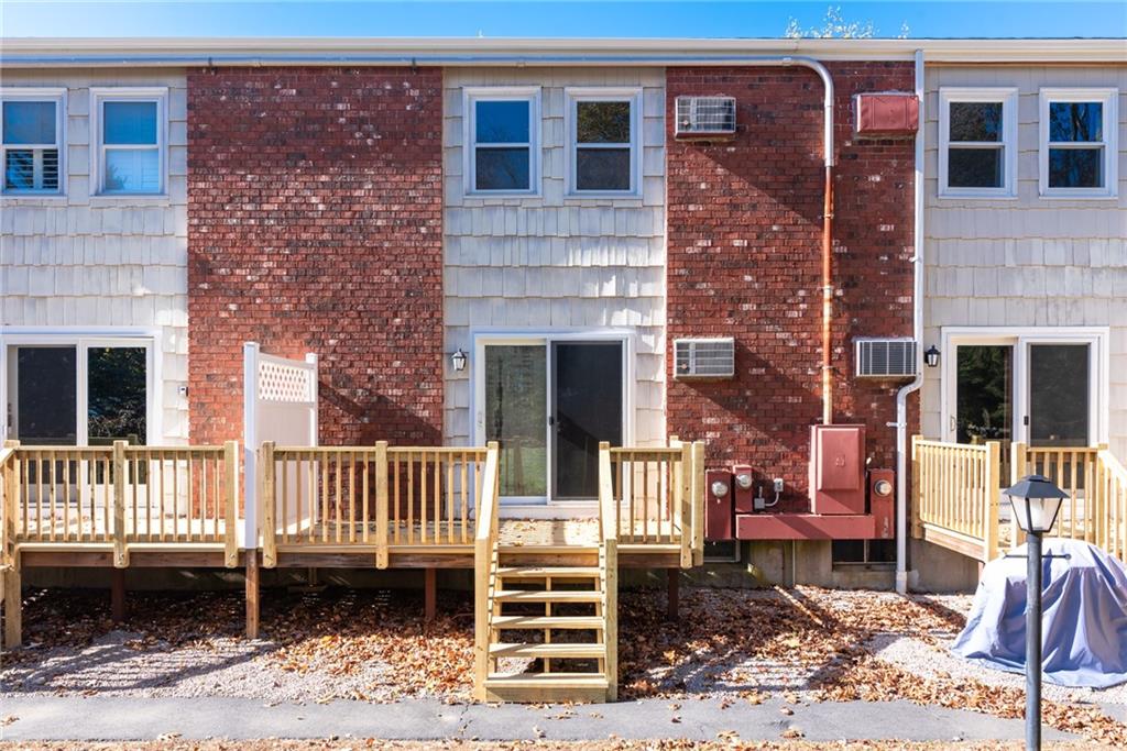 25 Crestview Drive, Unit#c, Westerly