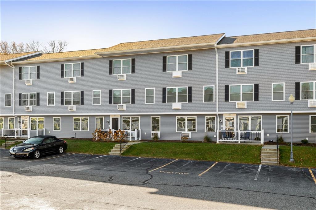 200 Post Road, Unit#504, Warwick