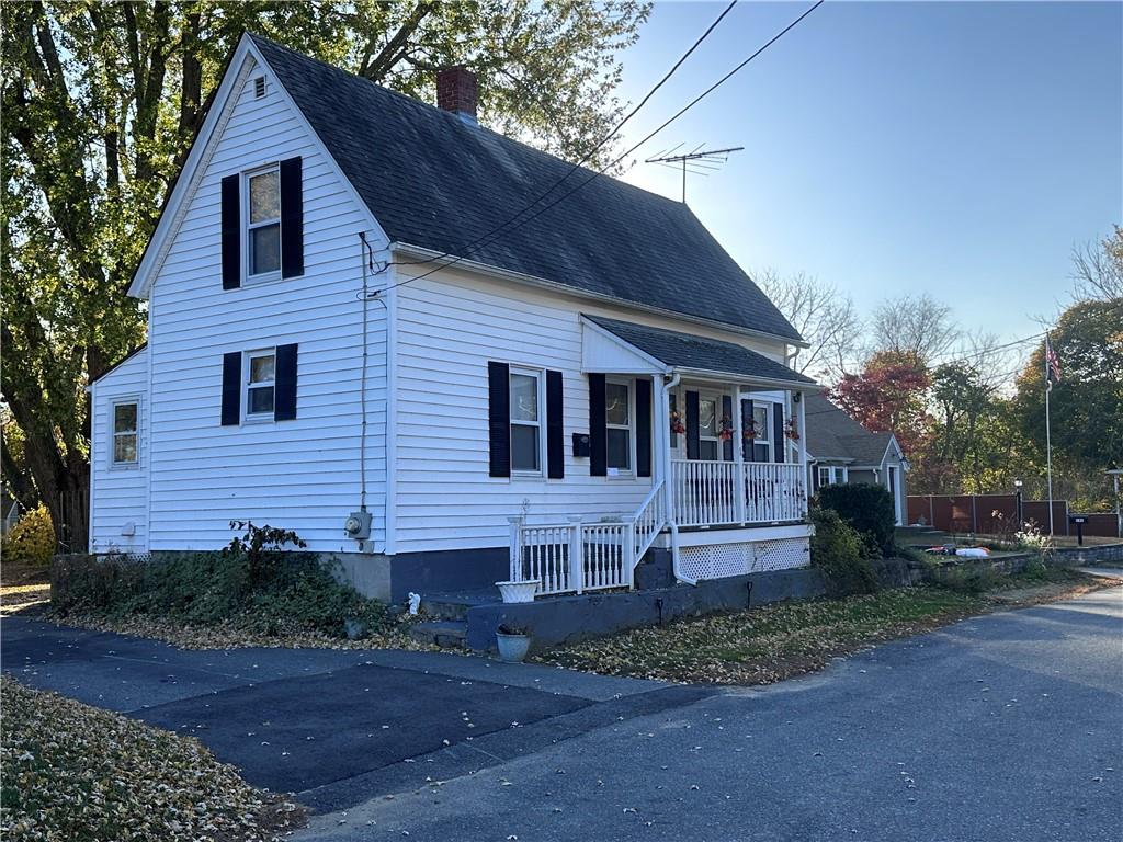 139 Dorr Avenue, East Providence