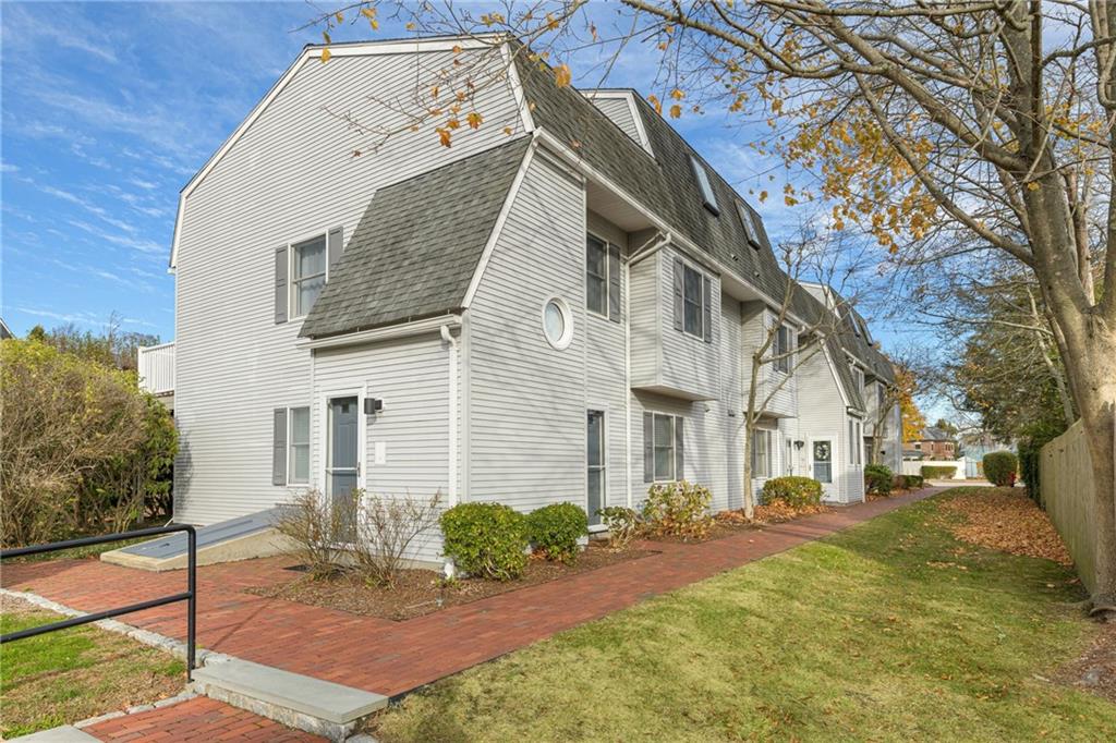 364 Bellevue Avenue, Unit#a6, Newport