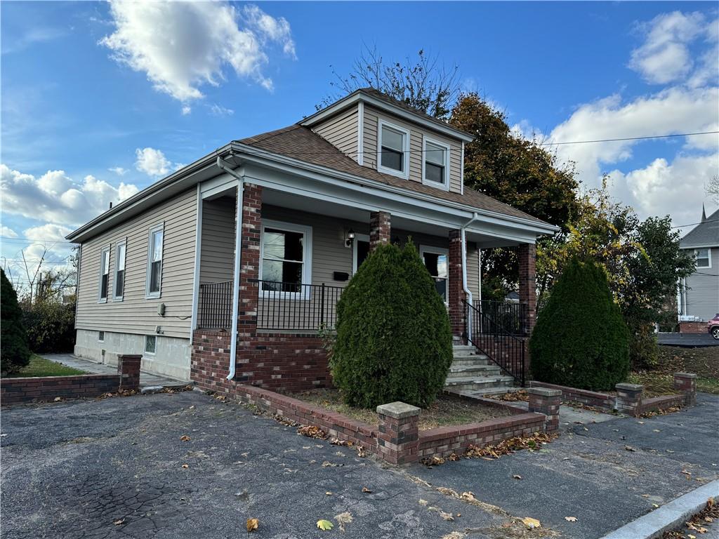 15 Reynolds Street, East Providence