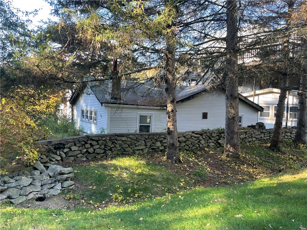 560 Whipple Road, Burrillville