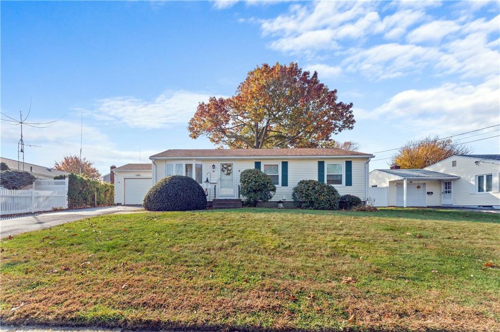 49 Ridge Drive, East Providence