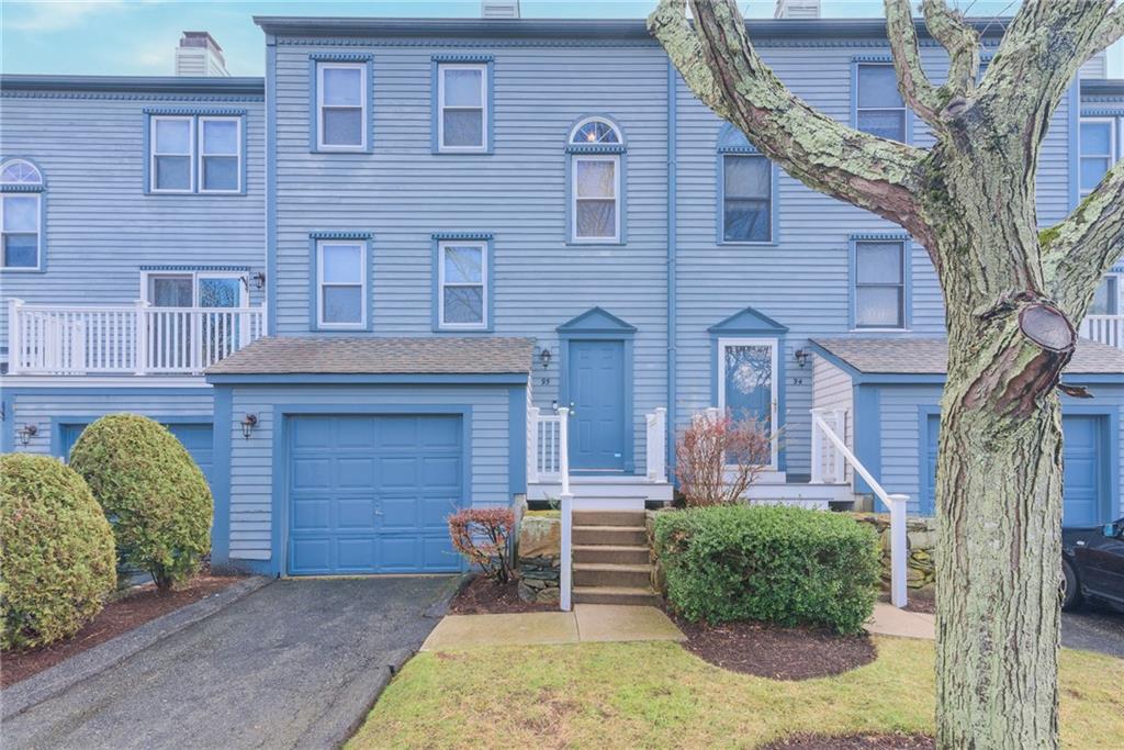 1 Willow Glen Circle, Unit#95, Warwick