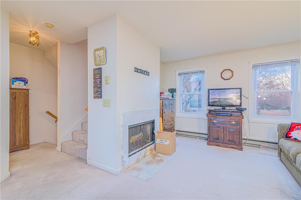 1 Willow Glen Circle, Unit#95, Warwick