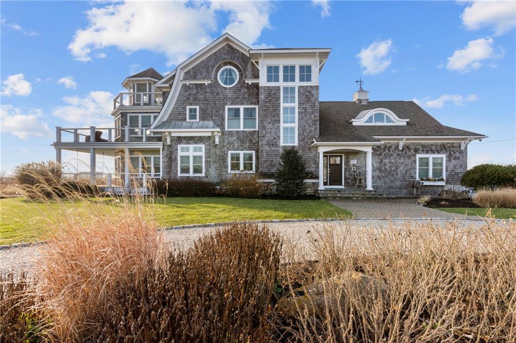 37 Coast Guard Avenue, South Kingstown