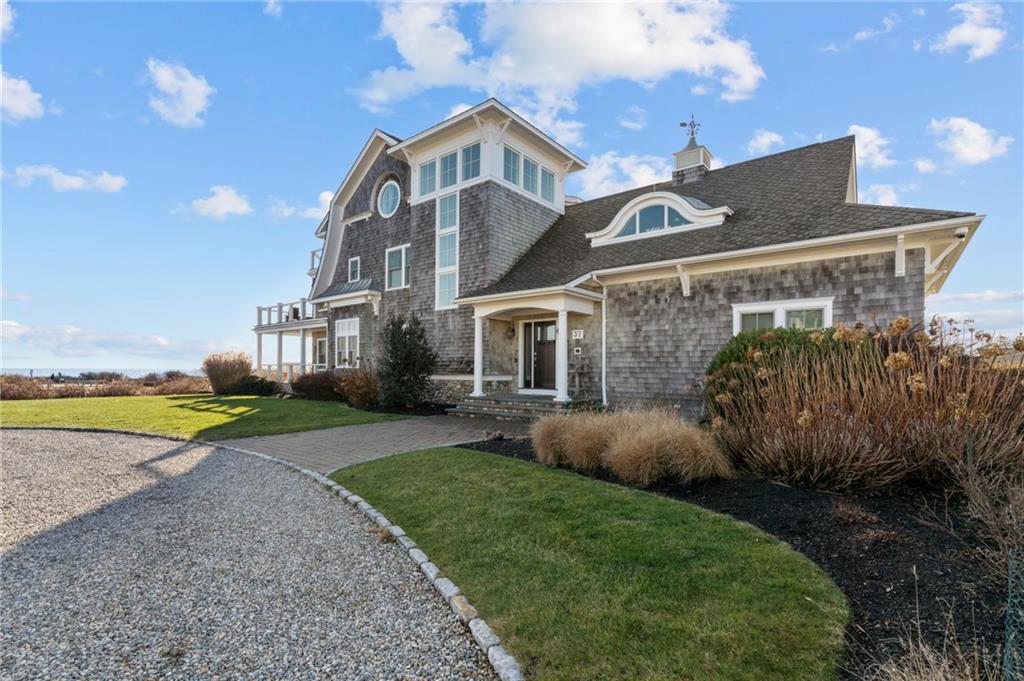 37 Coast Guard Avenue, South Kingstown