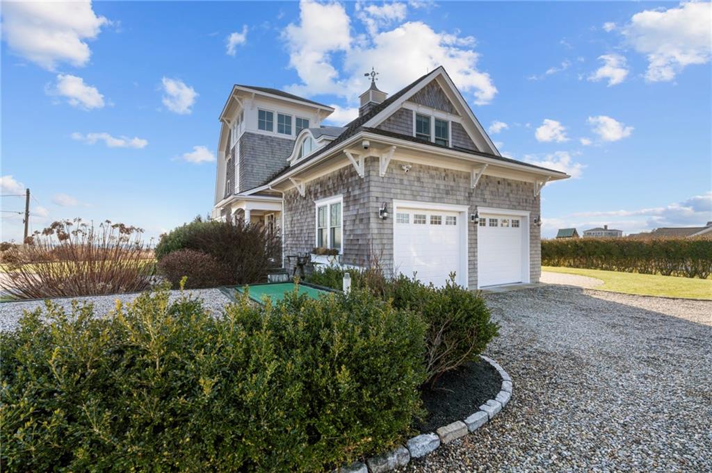 37 Coast Guard Avenue, South Kingstown