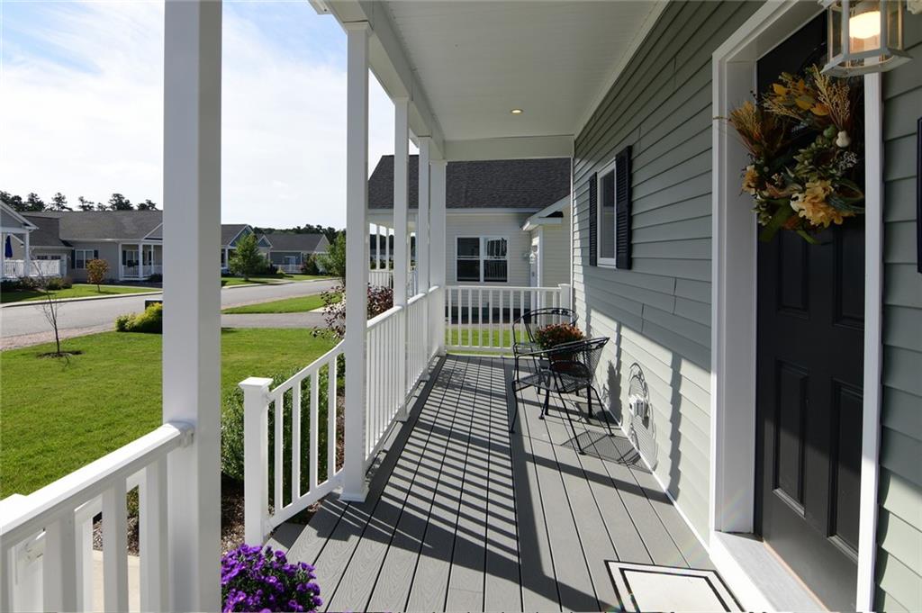 44 Driver Lane, South Kingstown