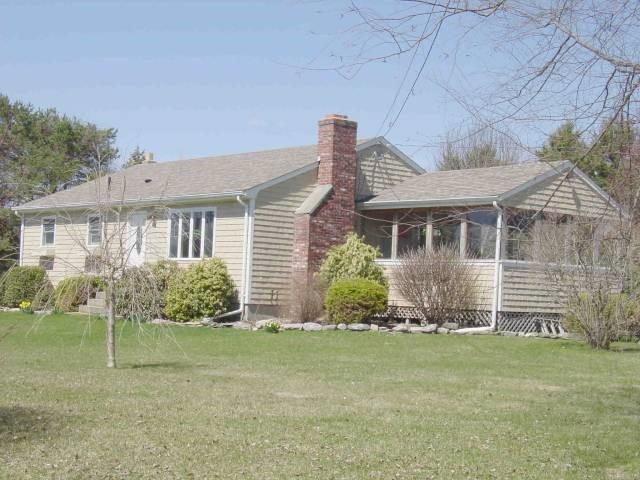 913 Liberty Lane, South Kingstown