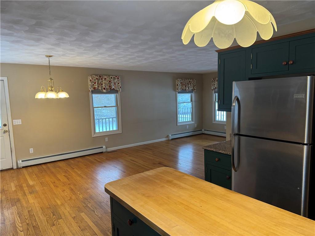 106 Derbyshire Drive, Cranston