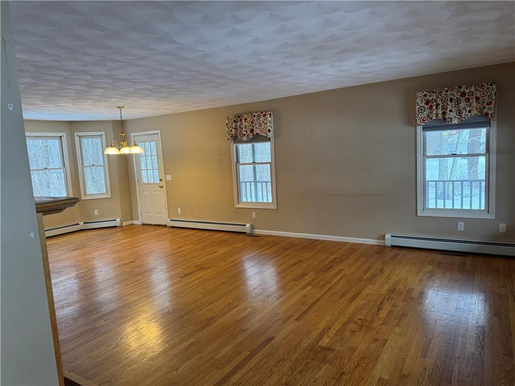 106 Derbyshire Drive, Cranston