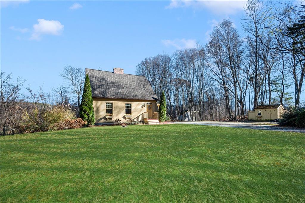 15 Phillips Lane, Glocester