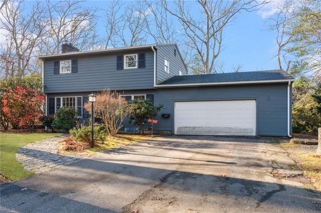 66 Beech Hill Road, South Kingstown