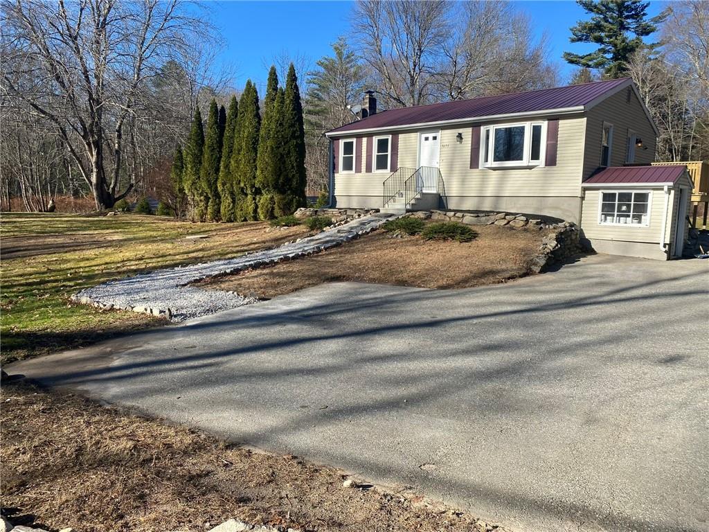 1653 Snake Hill Road, Glocester