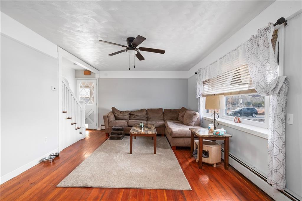 1134 Pawtucket Avenue, East Providence