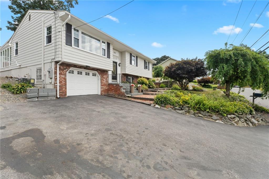 259 Lexington Avenue, North Providence