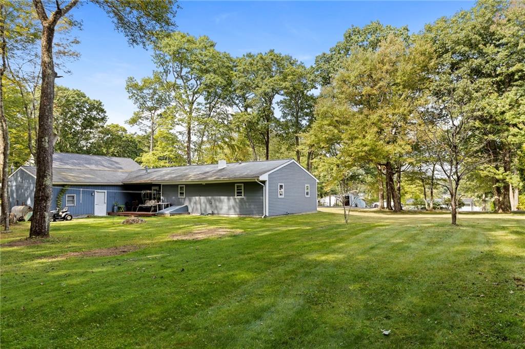 453 Lake Washington Drive, Glocester