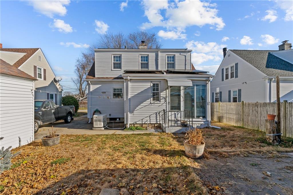 87 Mount Vernon Boulevard, Pawtucket