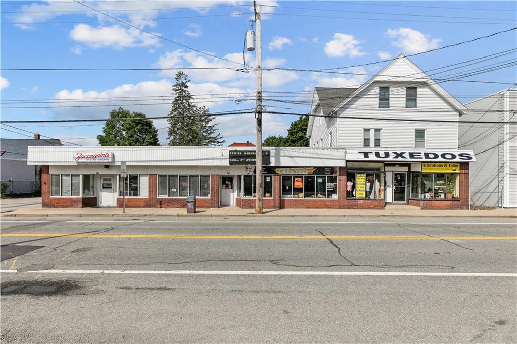 546 - 550 Smithfield Avenue, Pawtucket