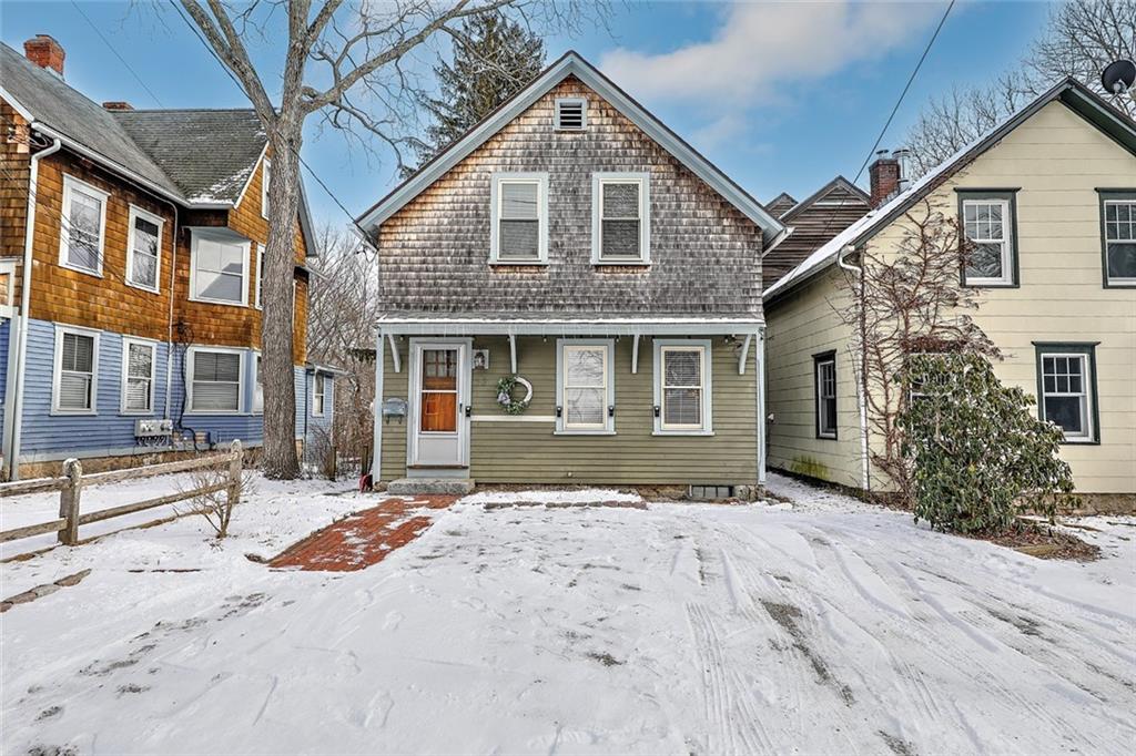 23 Cleveland Street, South Kingstown