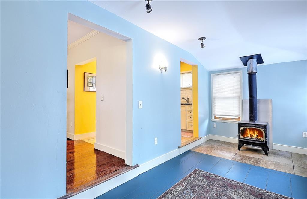 23 Cleveland Street, South Kingstown