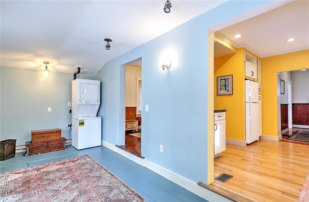 23 Cleveland Street, South Kingstown