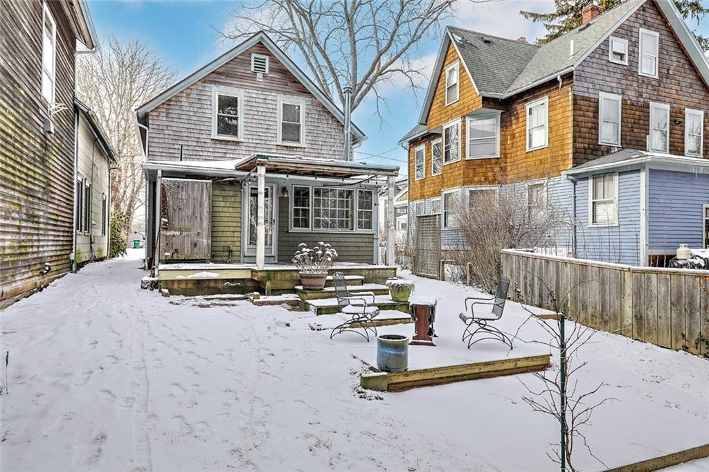 23 Cleveland Street, South Kingstown