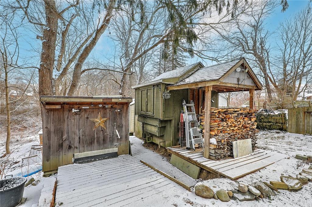 23 Cleveland Street, South Kingstown