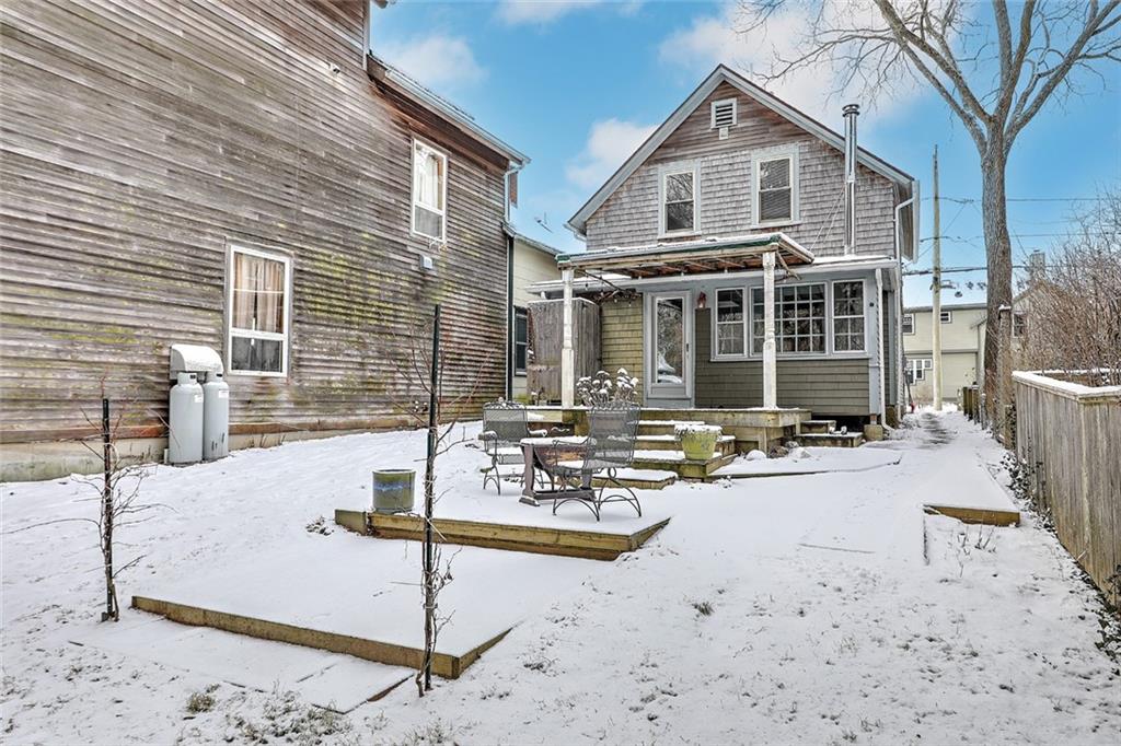 23 Cleveland Street, South Kingstown
