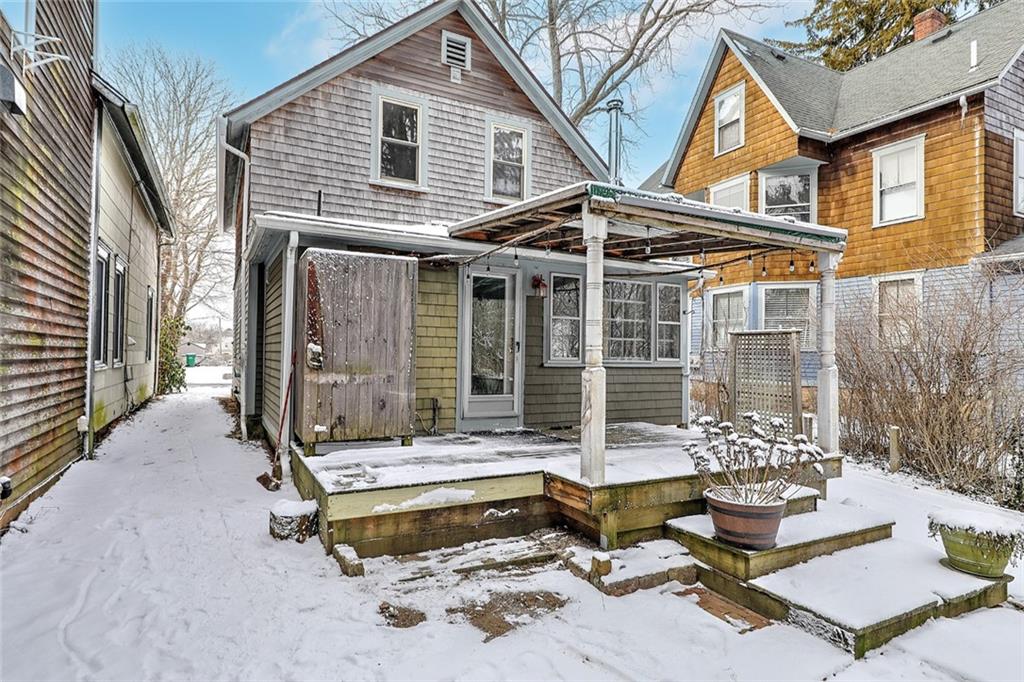 23 Cleveland Street, South Kingstown