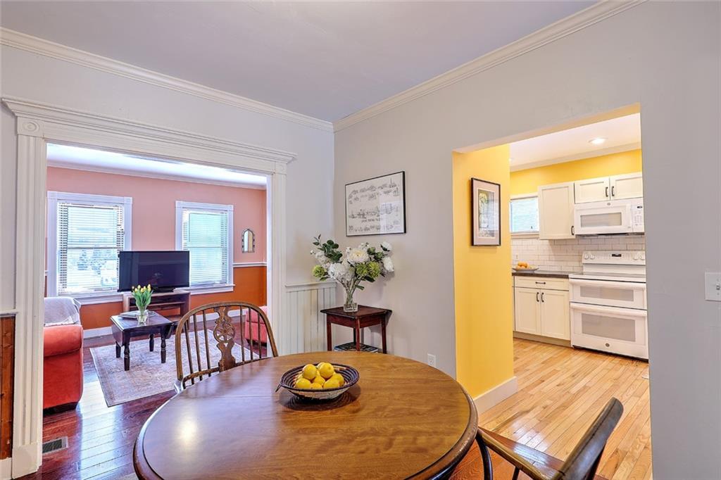 23 Cleveland Street, South Kingstown